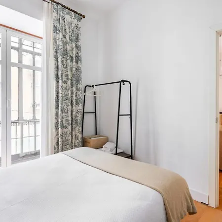 Komodo Sierpes: Bright & Classy Apartment Seville