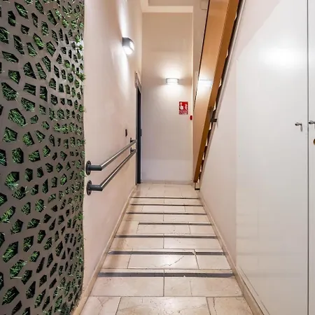 Apartment Komodo Sierpes: Bright & Classy *
