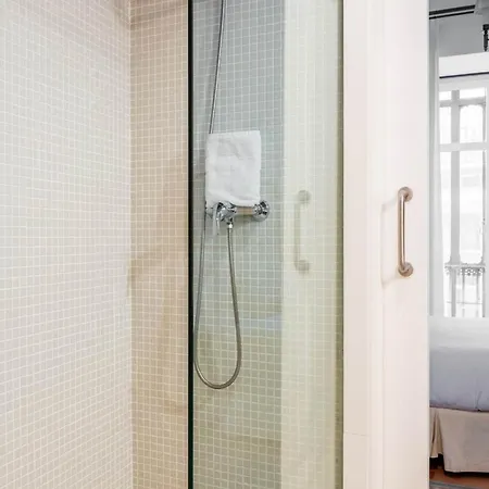 Komodo Sierpes: Bright & Classy * Sevilla